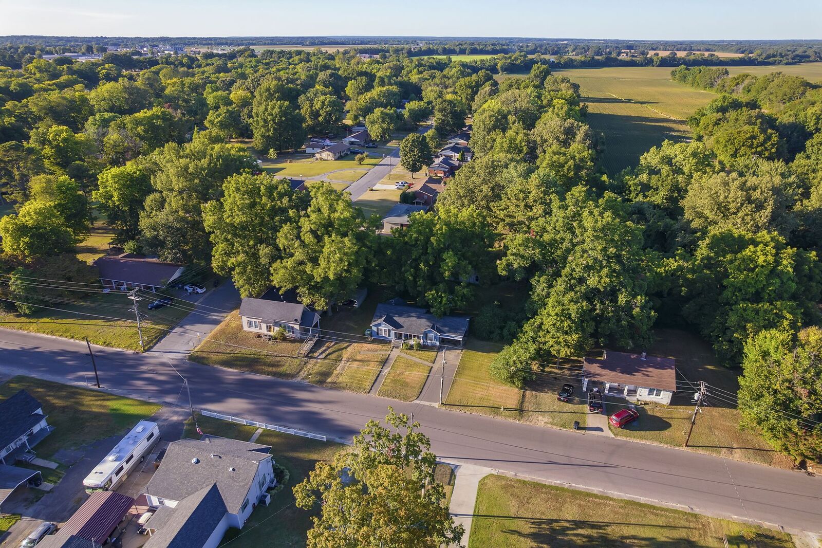 Property Photo: 510 E Tigrett St TN 38040