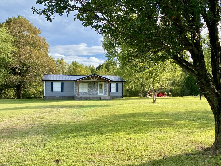 Property Photo:  151 Hawkins Rd  TN 37186 