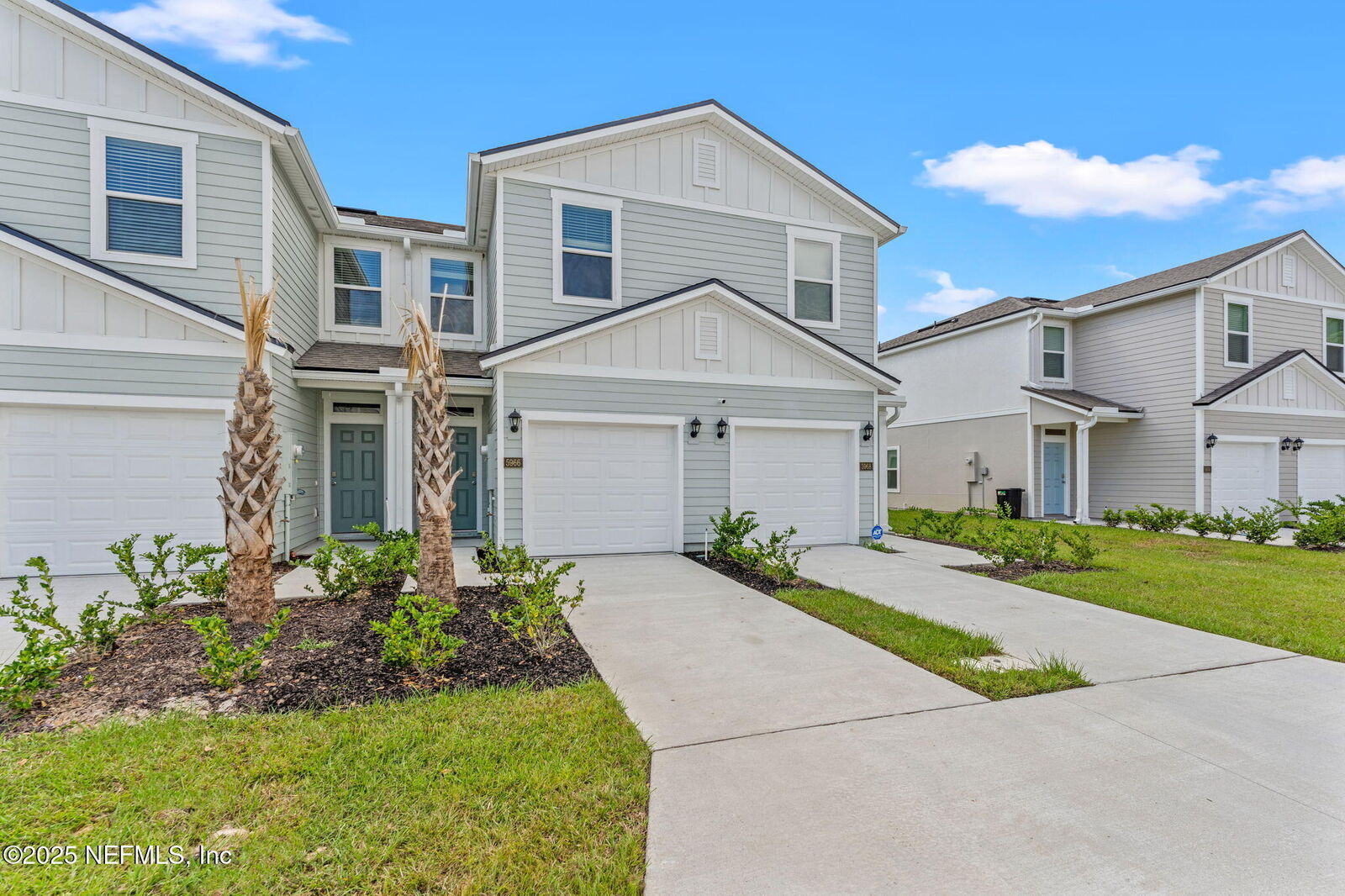 Property Photo:  5966 Ortega Lake Drive  FL 32244 