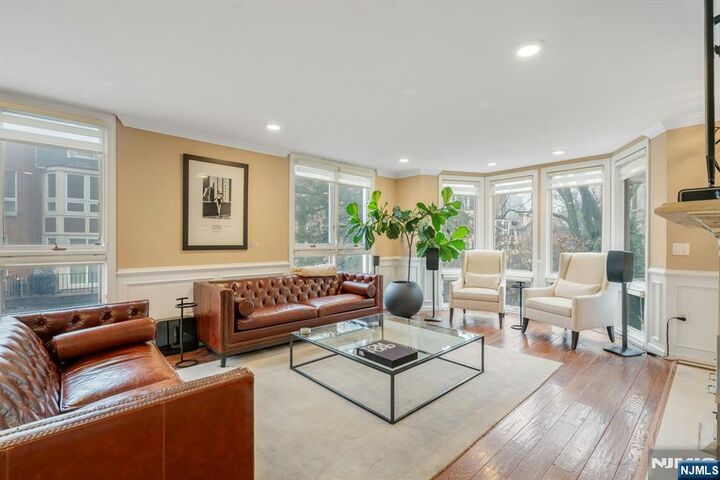 Property Photo:  110 Kensington Drive  NJ 07024 