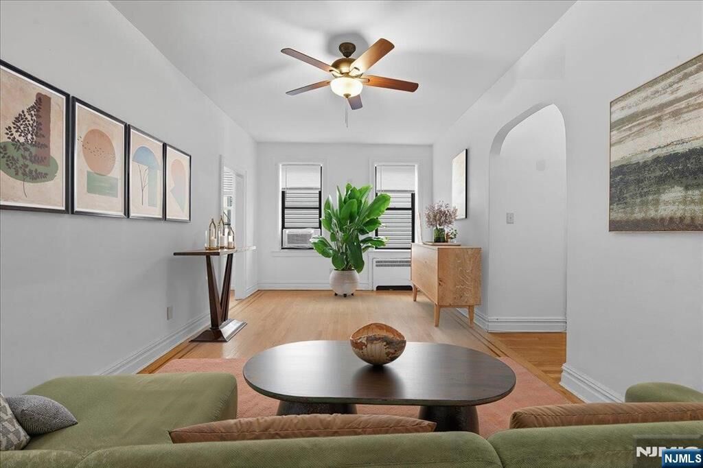 Property Photo:  301 Palisade Avenue 6B  NJ 07087 
