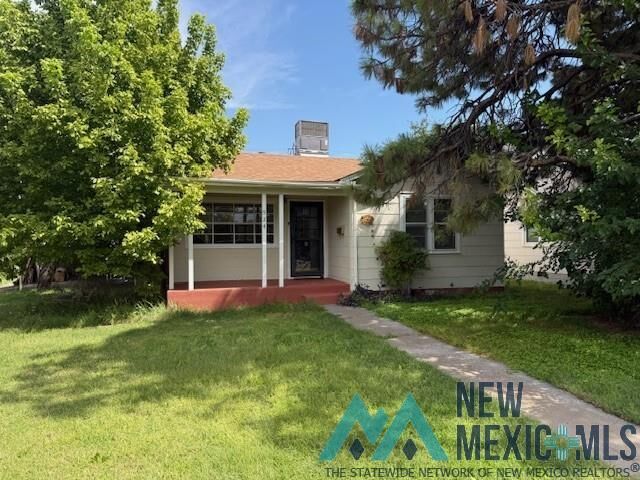 Property Photo:  924 N Thomas Street  NM 88220 