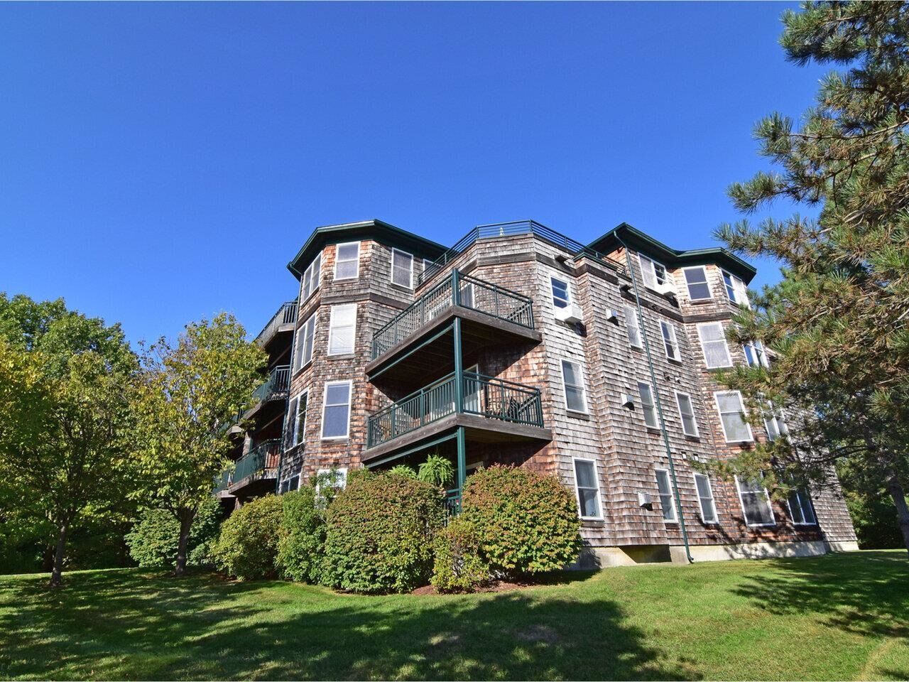 Property Photo:  105 Claire Pointe Road  VT 05408 
