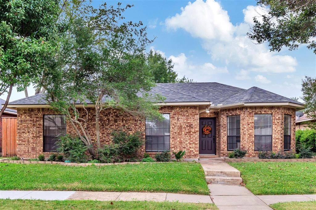 Property Photo:  610 Thunderbrook Road  TX 75044 