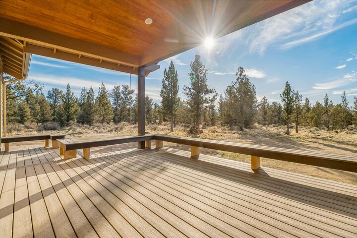 Property Photo:  1784 SE Texas Circle  OR 97754 