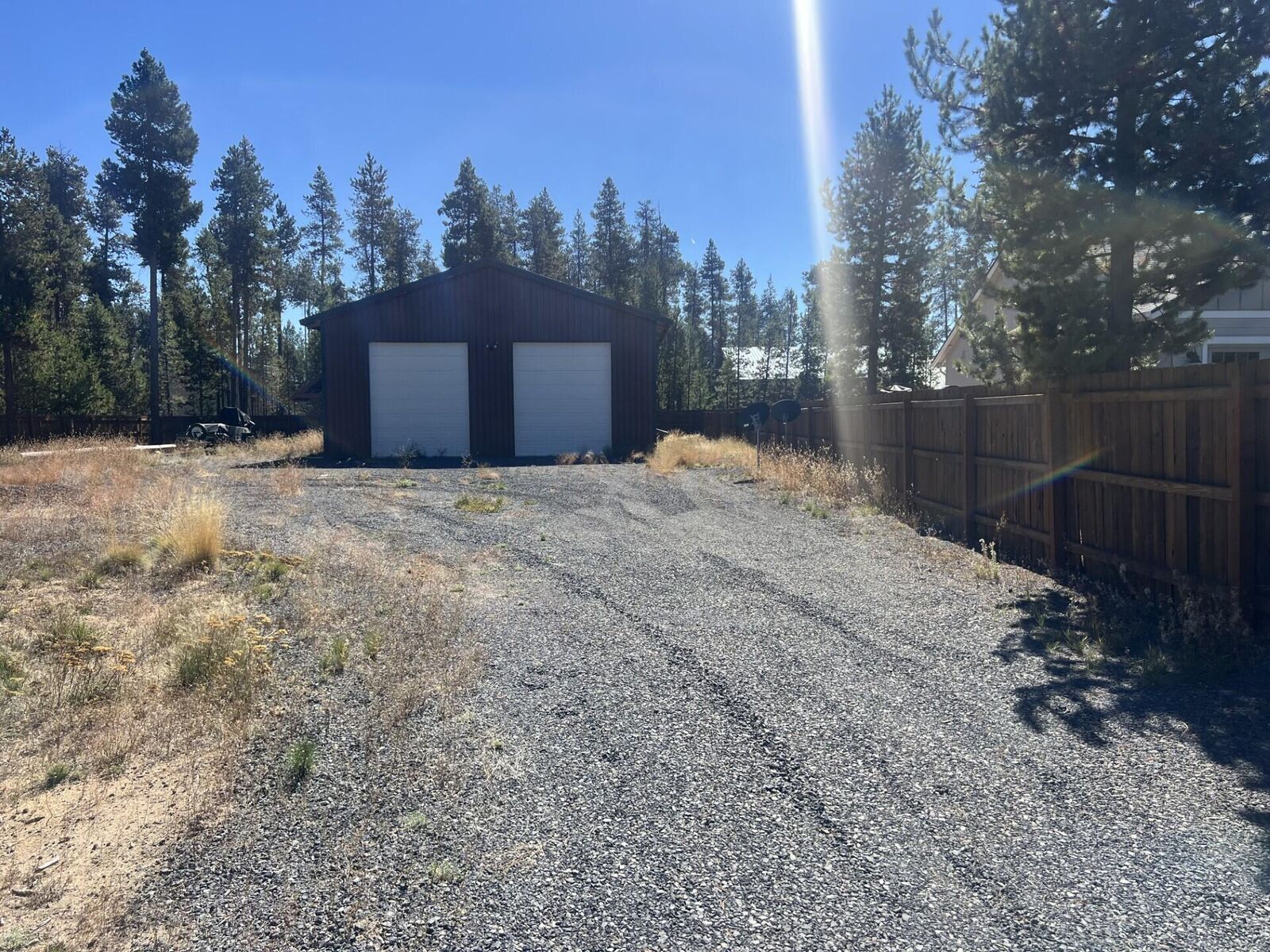 Property Photo:  