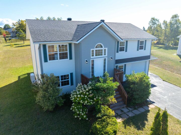 Photo de la propriété: 84 Bonavista Avenue PE C1B 0E6