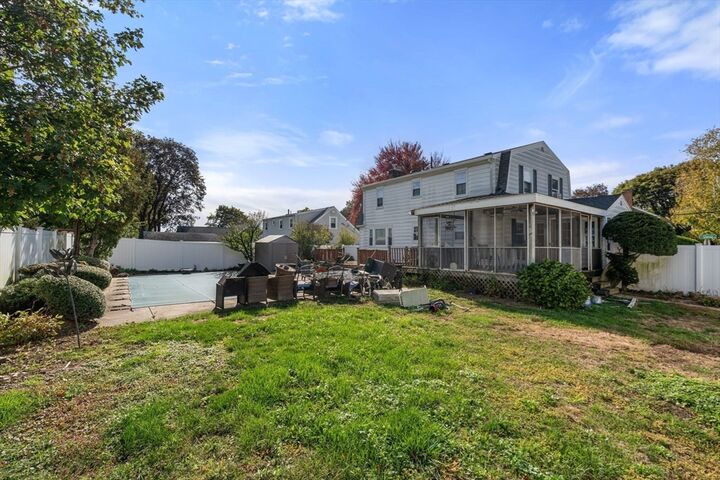 Property Photo:  71 Gleason St  MA 02472 