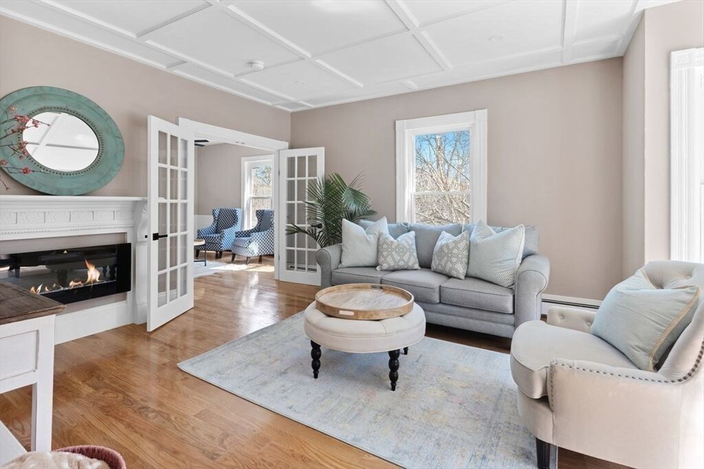 Property Photo:  925 Washington  MA 02351 