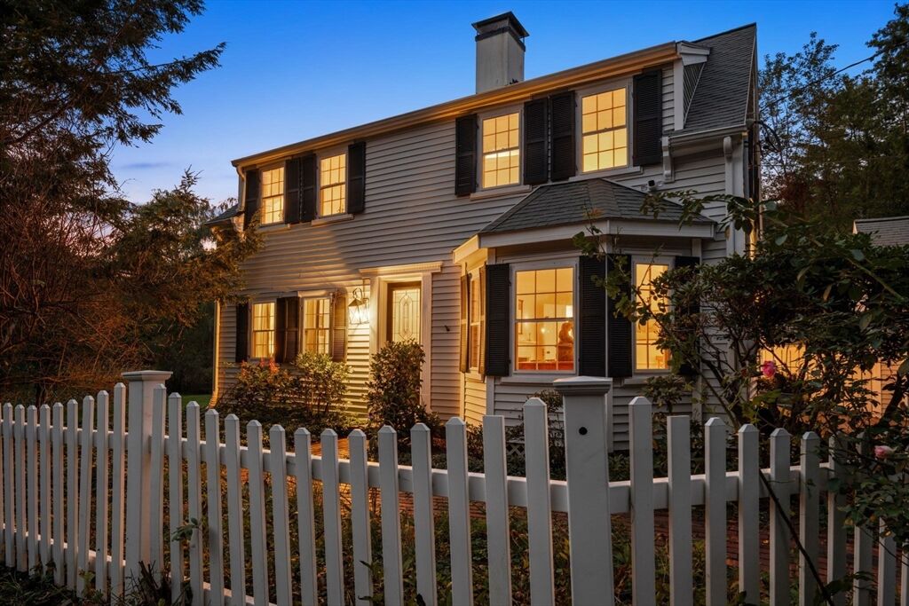 Property Photo:  231 Larch Row  MA 01984 