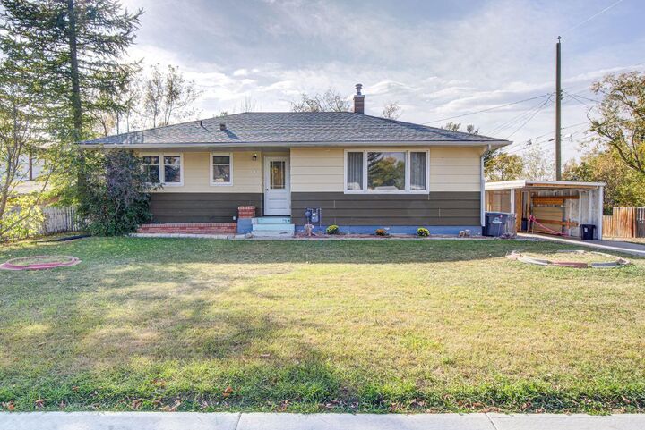 Property Photo:  4705 3 Street W  AB T0L 0T0