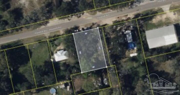 Property Photo: 7315 Hayward Ave FL 32526