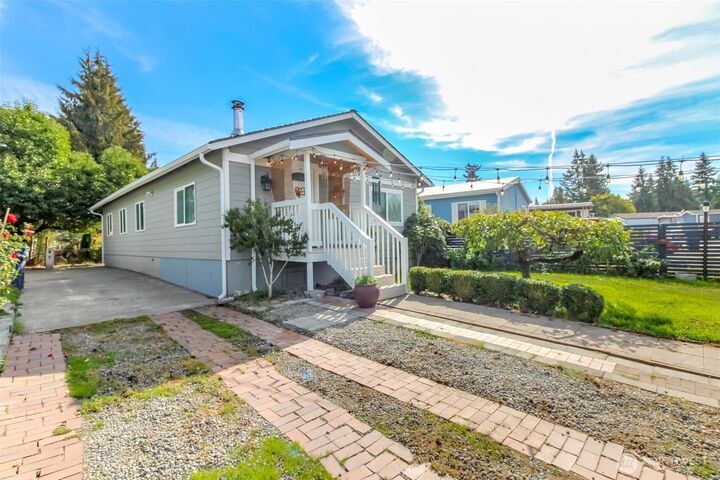 Property Photo:  3001 S 288th 195  WA 98003 