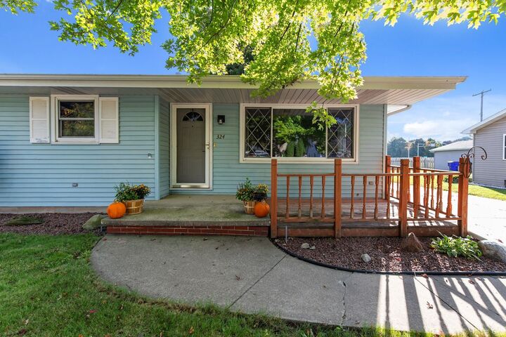 Property Photo: 324 S Matthias Street WI 54915