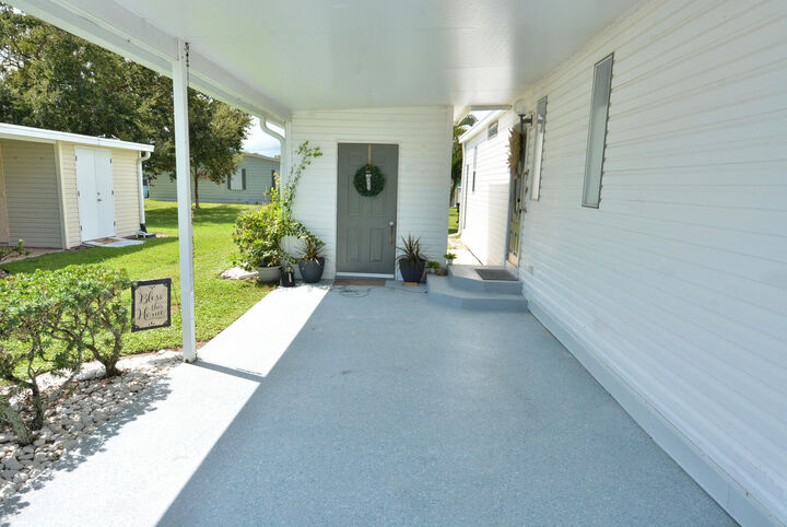 Property Photo: 8483 Filifera Court FL 34952
