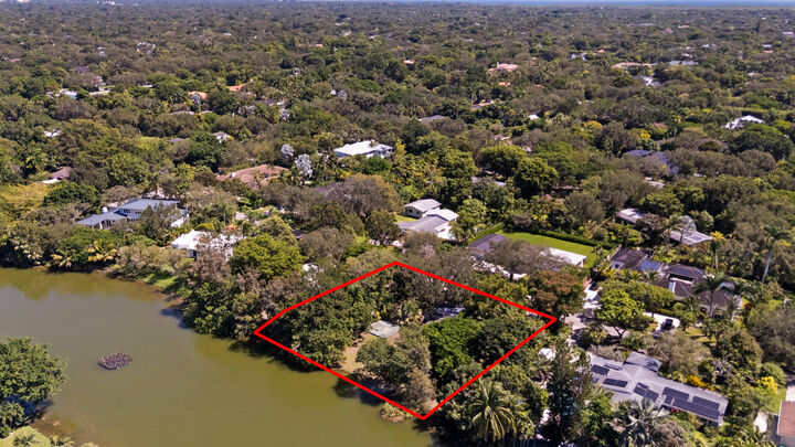 Property Photo: 11620 SW 69th Court FL 33156