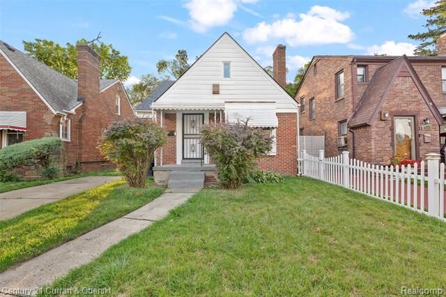 16873 Mansfield Street  Detroit MI 48235 photo