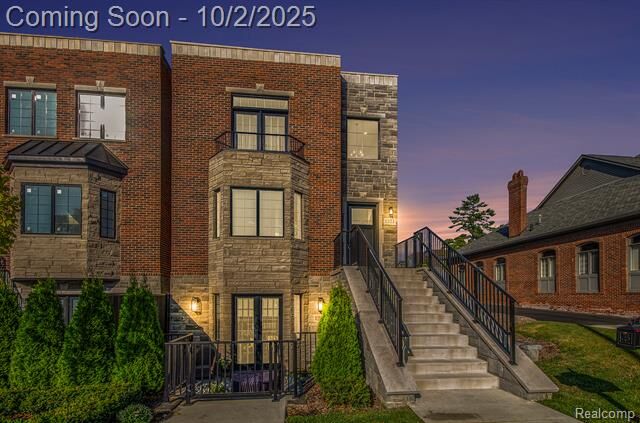 Property Photo:  1219 N Main Street  MI 48307 