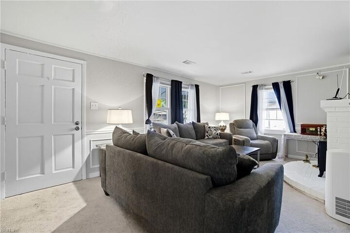 Property Photo: 1215 Lake Kennedy Dr VA 23434