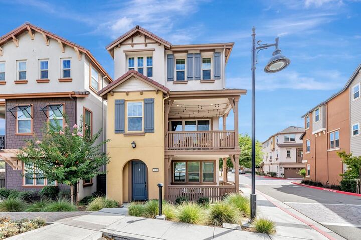 1610 Hidden Creek Lane  Milpitas CA 95035 photo