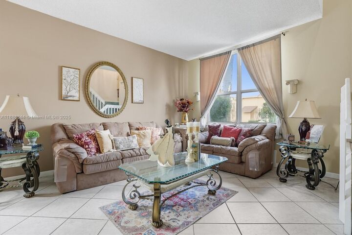 Property Photo: 15462 NW 14th Ct FL 33028