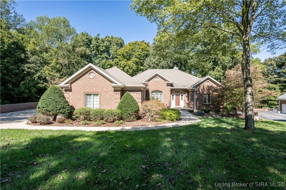 Property Photo: 5034 Bent Creek Drive IN 47119