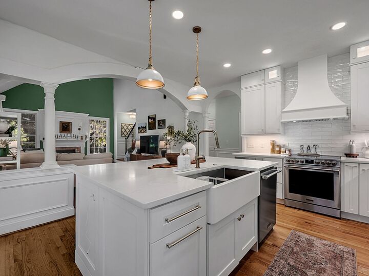 Property Photo:  1667 Diamond Lake Road  CT 06033 