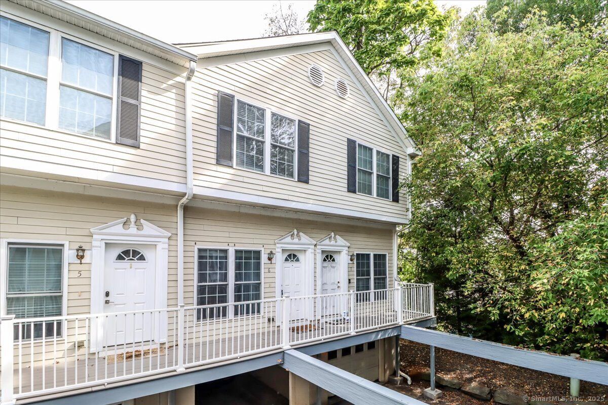 Property Photo: 6 Wishing Well Lane 6 CT 06776