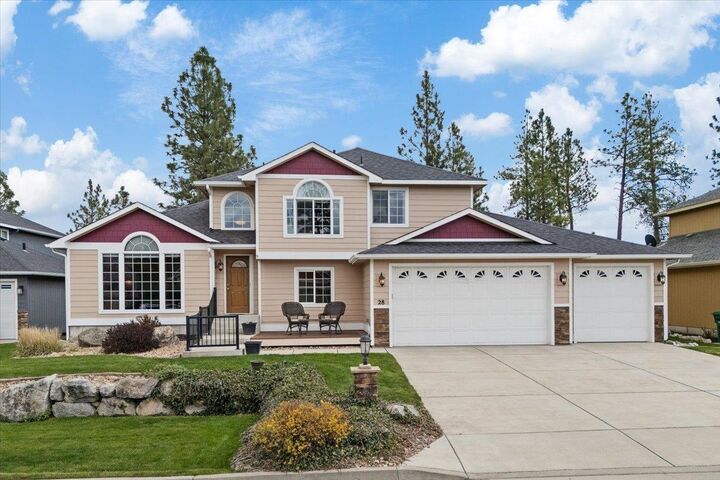 28 E Lindsey Ln  Spokane WA 99208 photo