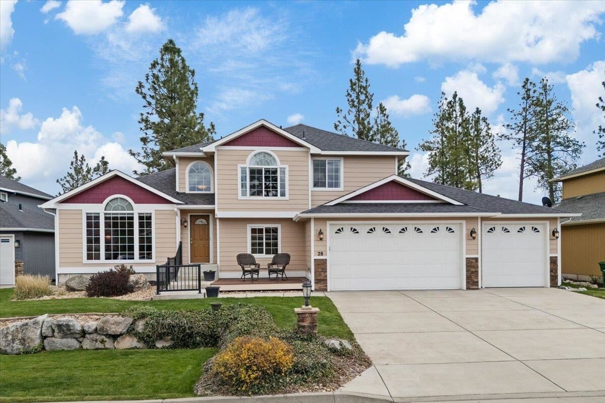 Property Photo: 28 E Lindsey Ln WA 99208