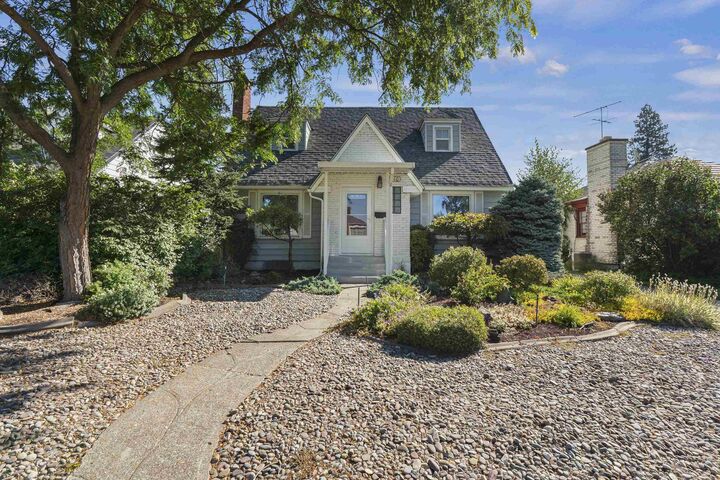 3110 N Sheridan Ct  Spokane WA 99205 photo