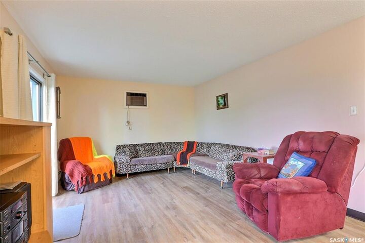 Property Photo: 54 19th Street E 102 SK S6V 1J2