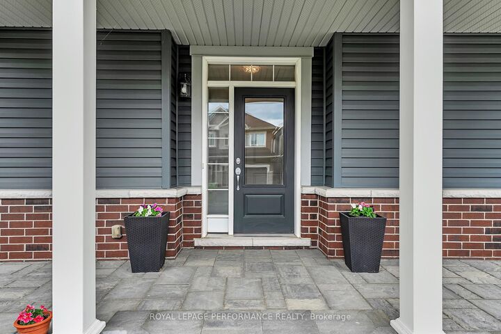 Property Photo:  344 Hepatica Way  ON K4A 0Z1 