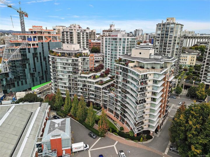 Property Photo:  737 Humboldt St S204  BC V8W 1B1 