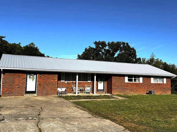 Property Photo:  222 Meadowbrook  KY 41101-0000 