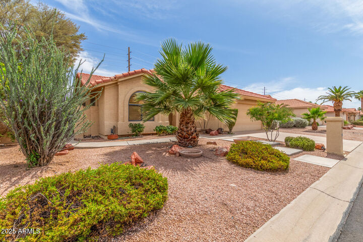 Property Photo:  10721 E Coopers Hawk Drive  AZ 85248 