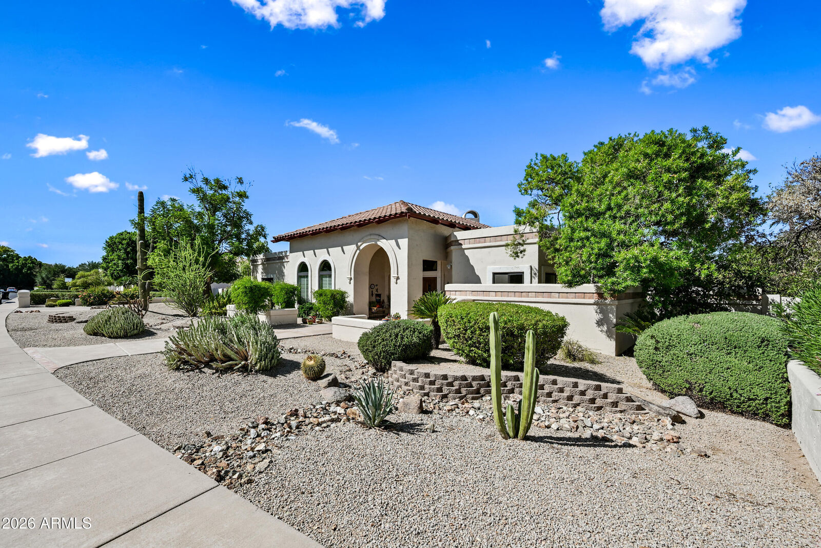 Property Photo:  4042 E Hope Street  AZ 85205 