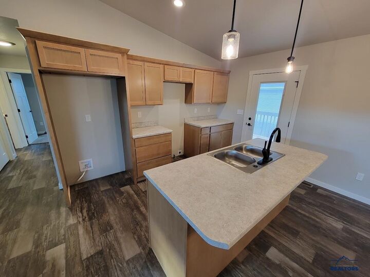 Property Photo: 1154 Cobalt Dr SD 57701