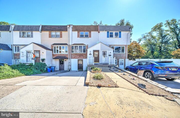 3727 Pitt Place  Philadelphia PA 19114 photo