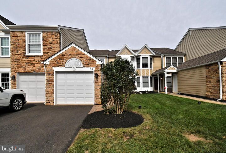 Property Photo:  23 Hunters Way  PA 18940 