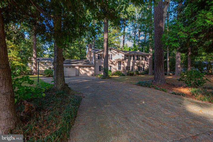 Property Photo:  8233 Robin Hood Drive  MD 21804 