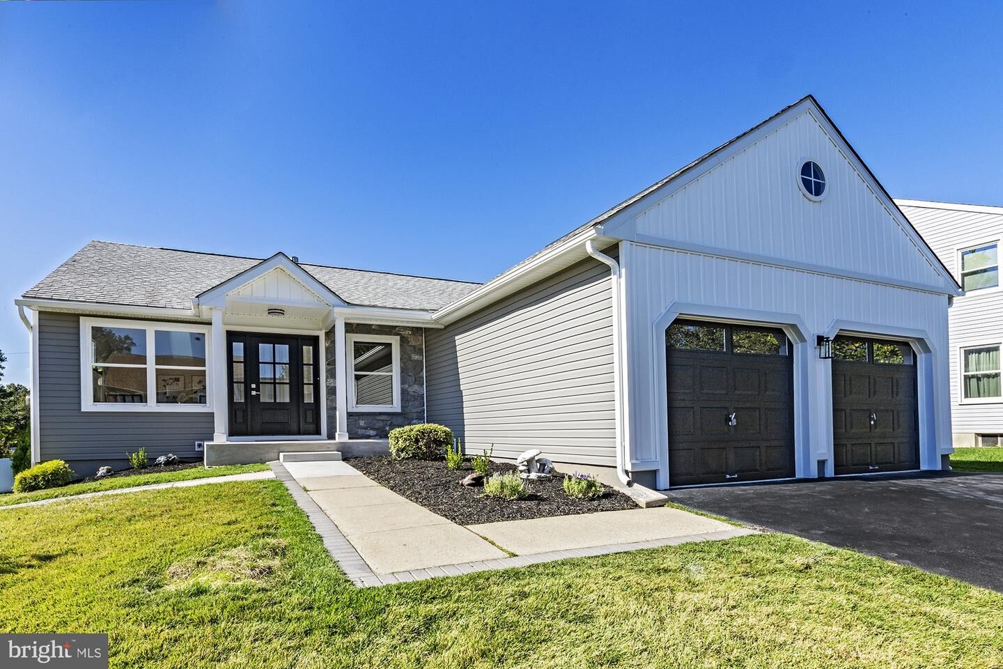 Property Photo: 207 Beau Tree Drive DE 19810