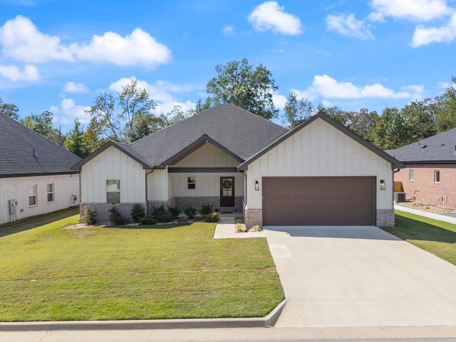 Property Photo: 15015 Matterhorn Loop AR 72113