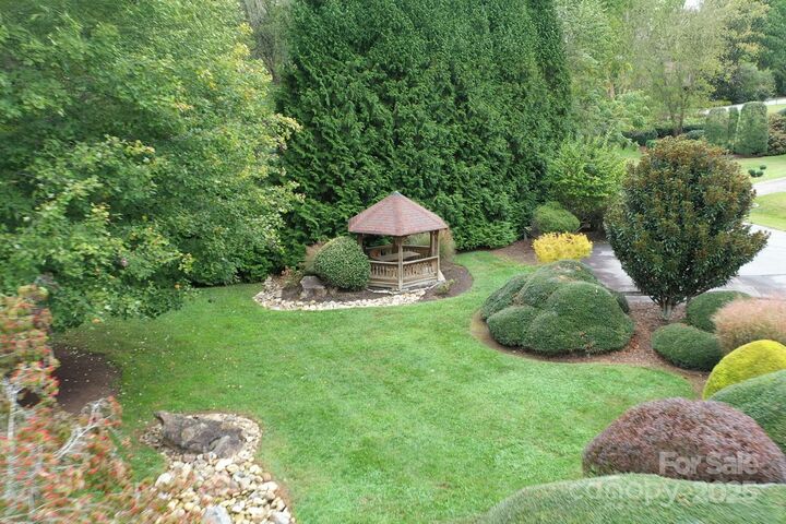 Property Photo:  37 New Cross North None  NC 28805