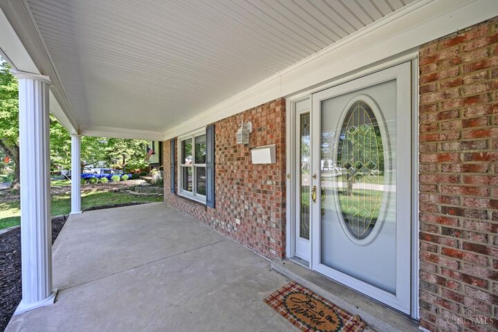 Property Photo:  1008 Eastland Terrace  OH 45230