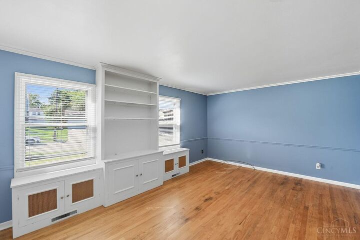 Property Photo:  1968 Edgewater Drive  OH 45240 