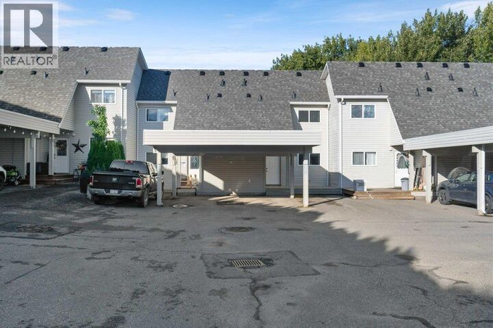 567 24 Street Northeast  Salmon Arm BC V1E 2K2 photo