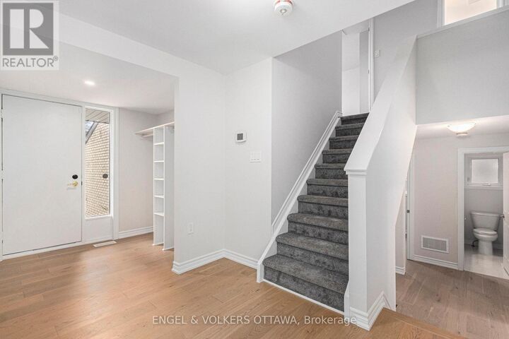 Property Photo:  123 Tripp Crescent  ON K2J 1M5 