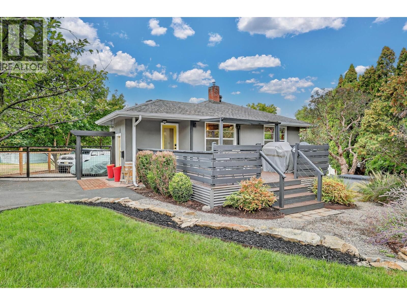 Property Photo:  1230 Ridgeway Drive  BC V1Y 4M1 