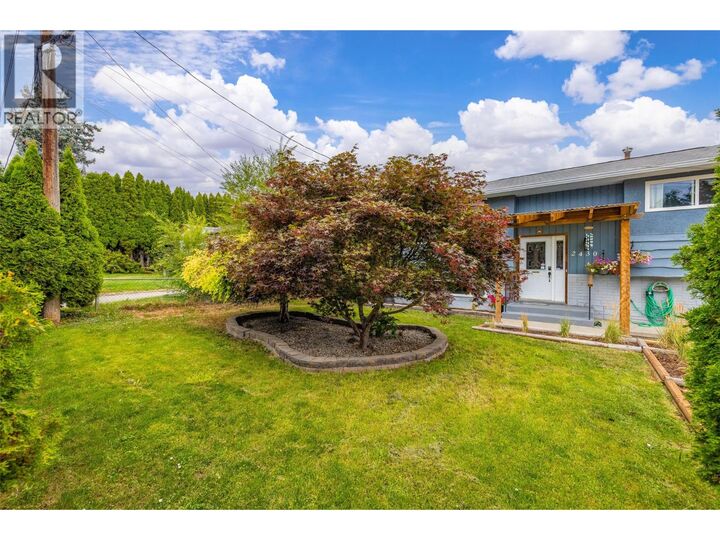 Photo de la propriété:  2430 Apollo Road  BC V4T 1P6 